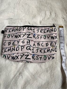 Stranger Things pouch bag